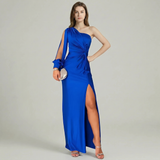 Vestido Maxi de Cetim com Fenda a Uma Manga